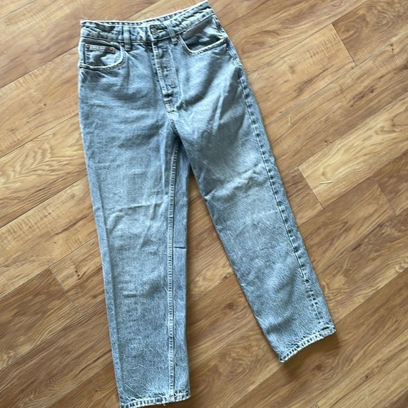 Zara Grey High Waisted Straight Leg Jean - Picture 1 of 5